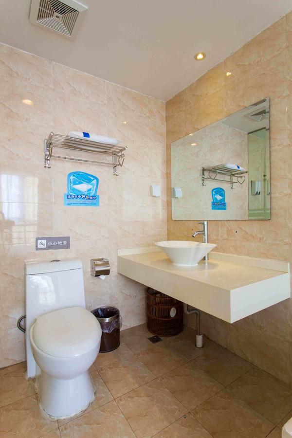 7Days Inn Deyang Zhongjiang Kuishan Park Bagian luar foto
